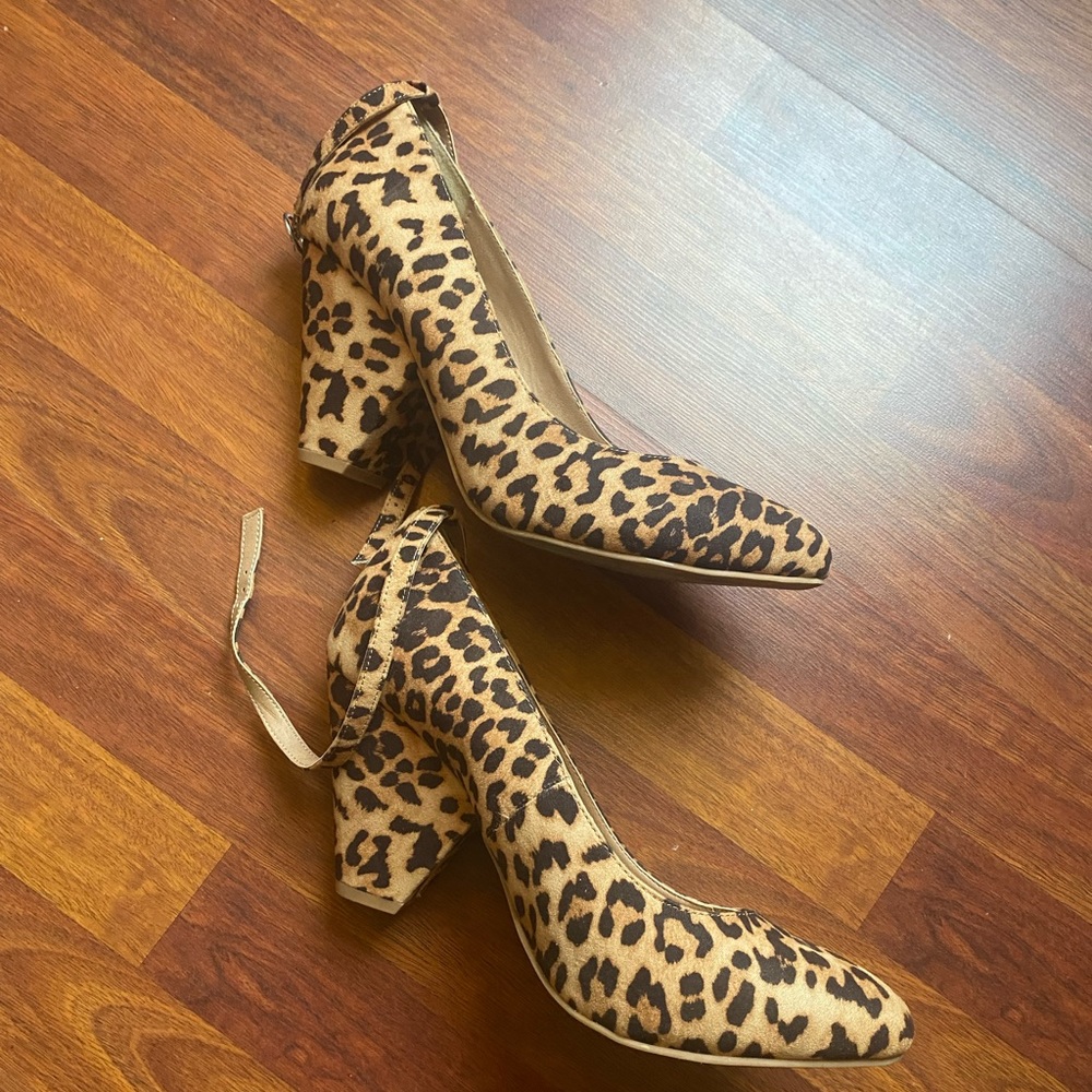 Torrid leopard kitten heels